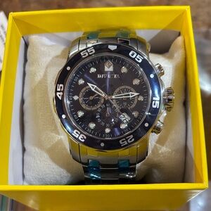 Invicta Black and Silver Dive Watch